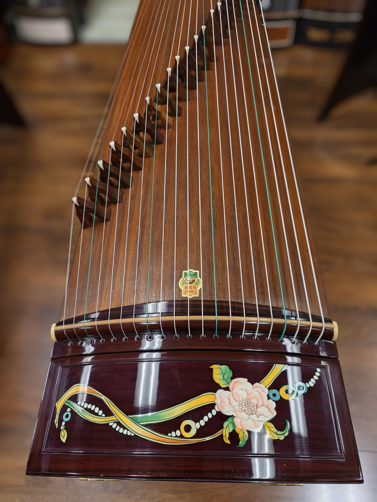 Dunhuang Indian Rosewood Guzheng "Silk Road Wind Whisper" - NAMM Show Limited Edition 24698PS 敦煌牌限量特选阔叶黄檀演奏筝"丝路听风"