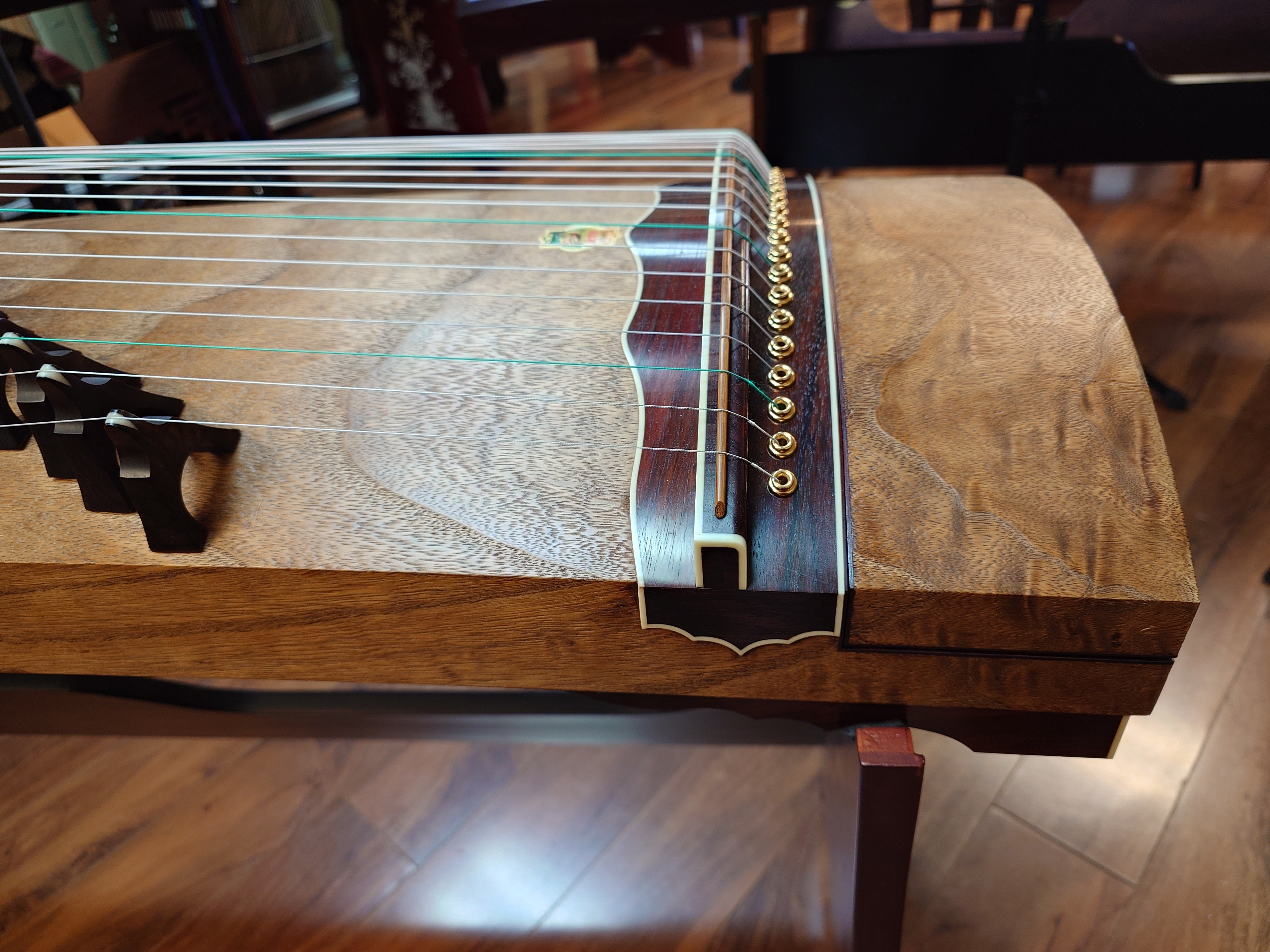 Dunhuang Bois de Rose 2396989PP Guzheng 