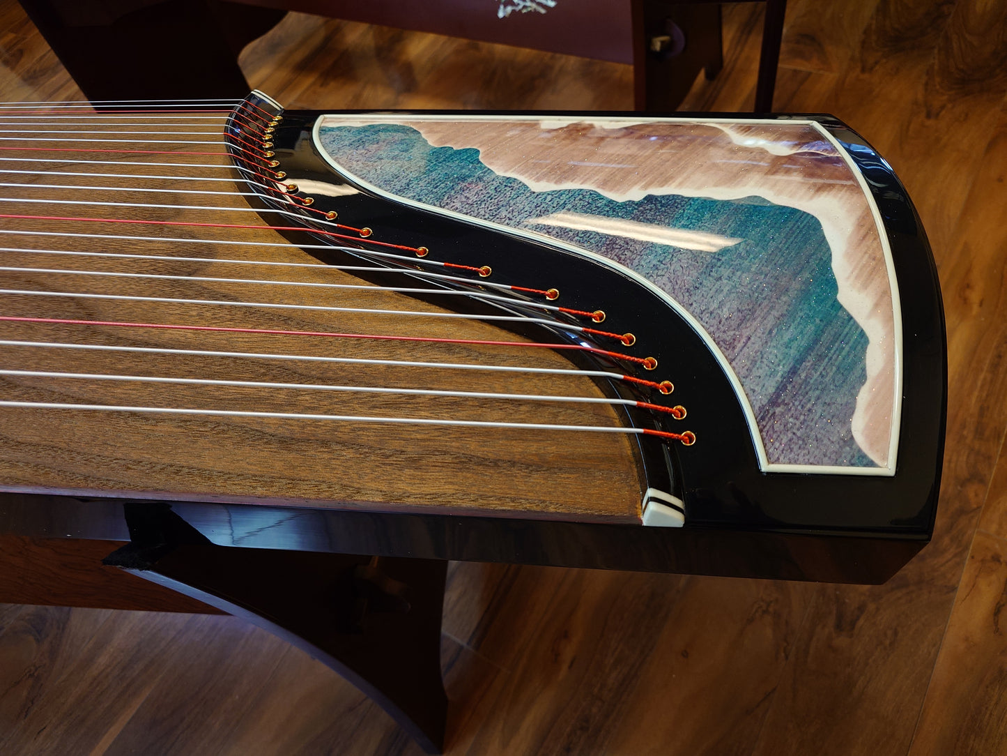 Scarlet Bird Zhuque "Rising Clouds" Guzheng