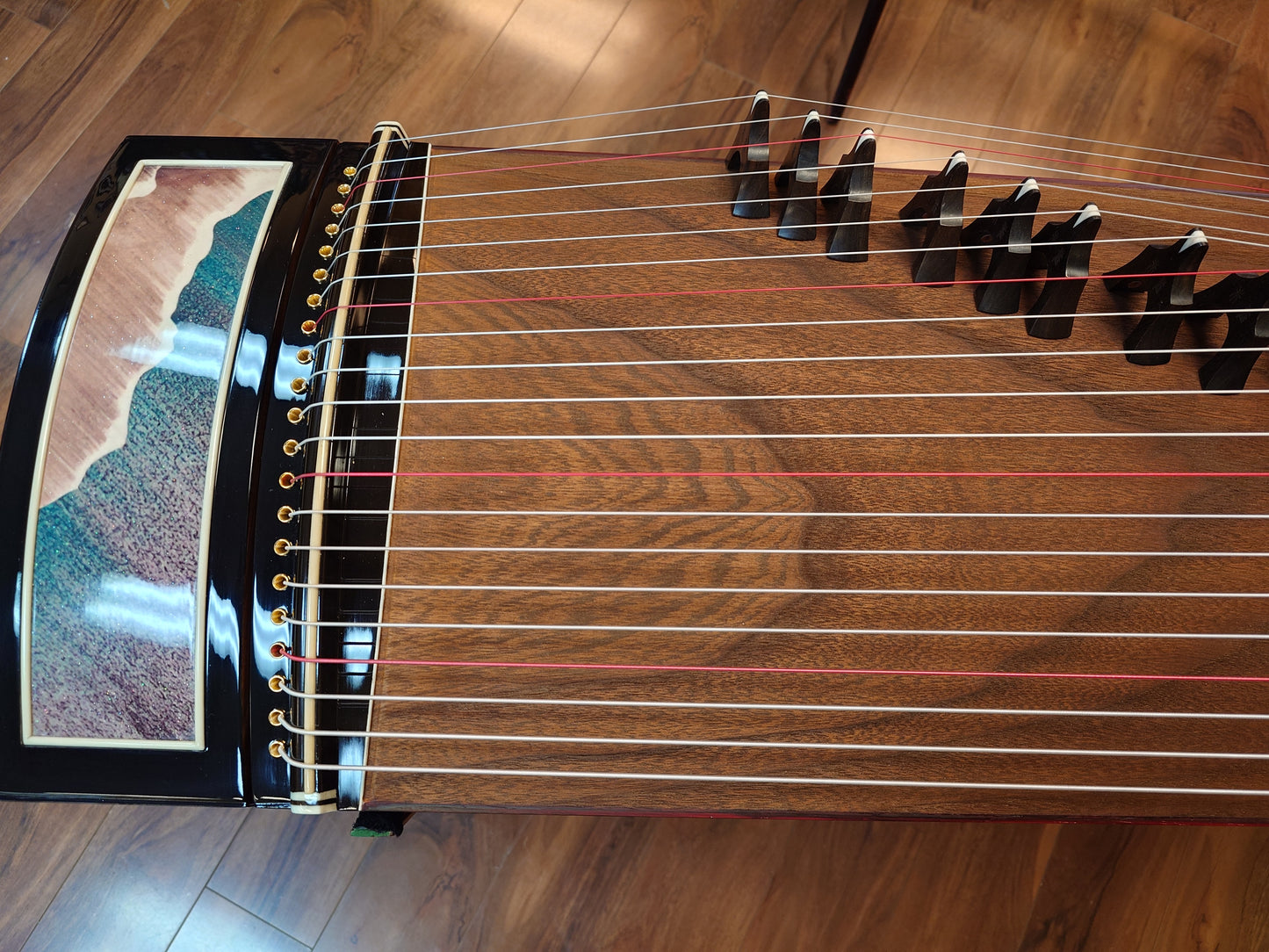 Scarlet Bird Zhuque "Rising Clouds" Guzheng