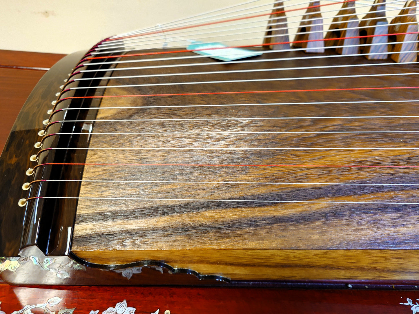Haitang Guzheng 43" Travel-size Carved-out Guzheng "Mountain Perch"