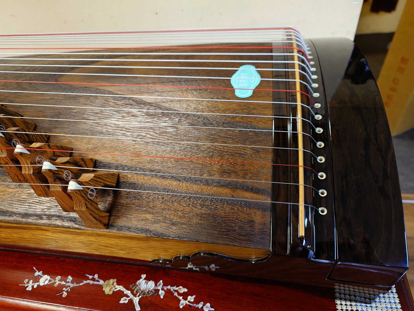 Haitang Guzheng 43" Travel-size Carved-out Guzheng "Mountain Perch"