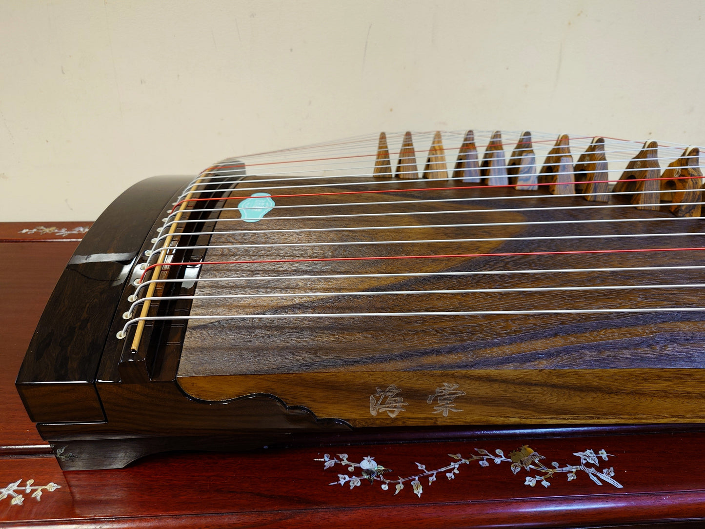 Haitang Guzheng 43" Travel-size Carved-out Guzheng "Mountain Perch"