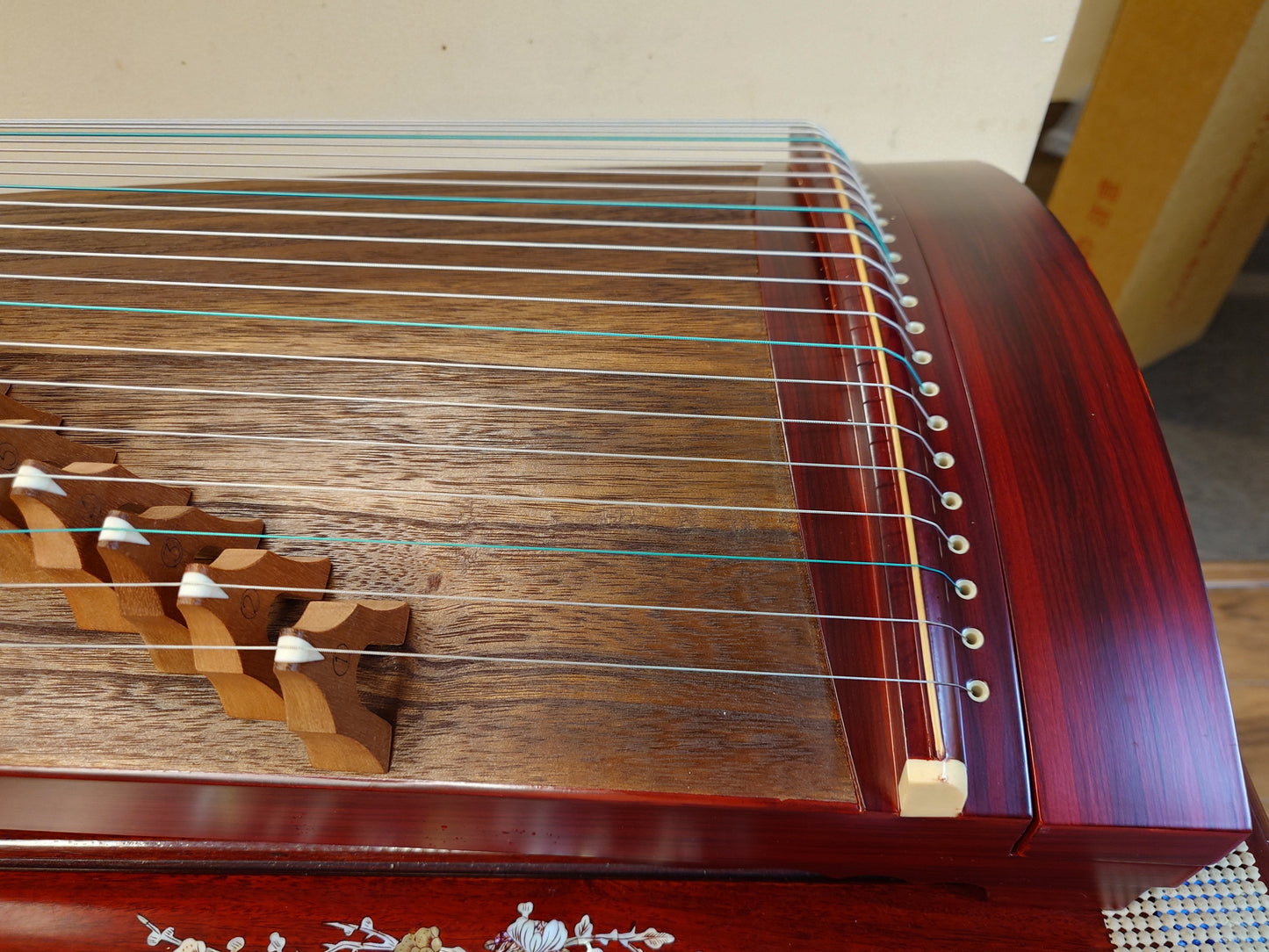 39" Sound of China Rosewood  Guzheng "Melody"