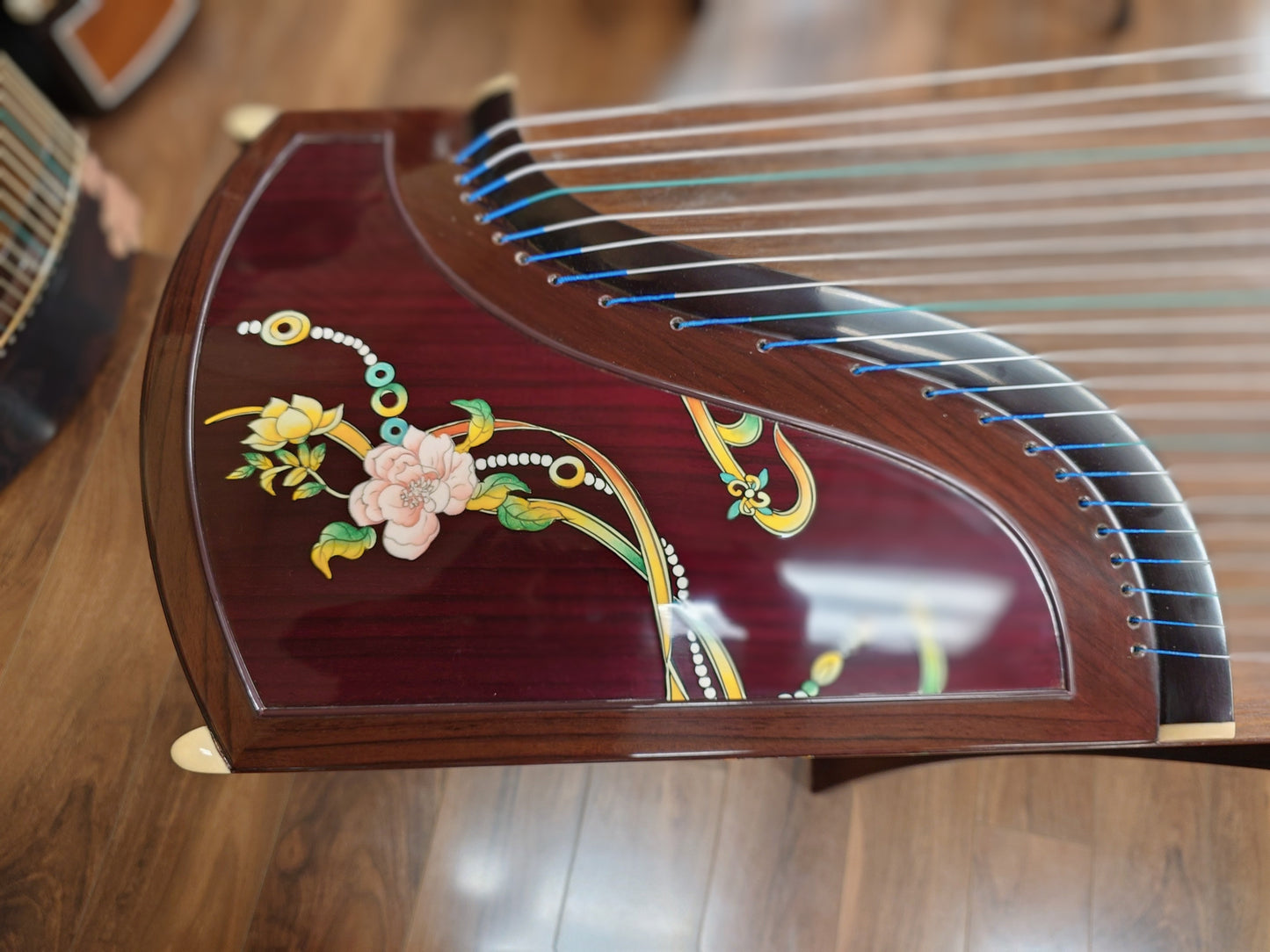 Dunhuang Indian Rosewood  Guzheng "Silk Road Wind Whisper" - NAMM Show Limited Edition 24698PS 敦煌牌限量特选阔叶黄檀演奏筝"丝路听风"