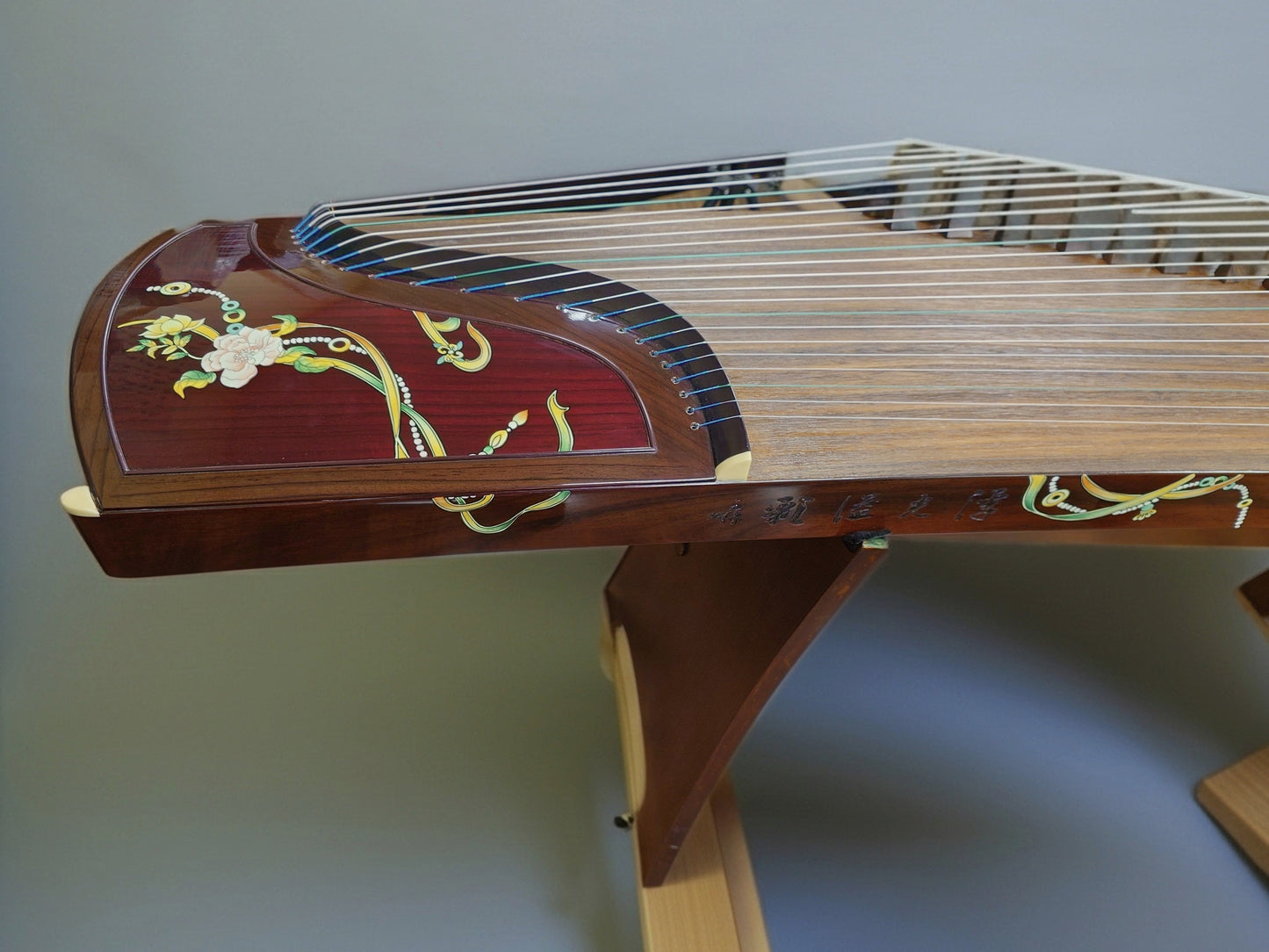 Dunhuang Indian Rosewood  Guzheng "Silk Road Wind Whisper" - NAMM Show Limited Edition 24698PS 敦煌牌限量特选阔叶黄檀演奏筝"丝路听风"