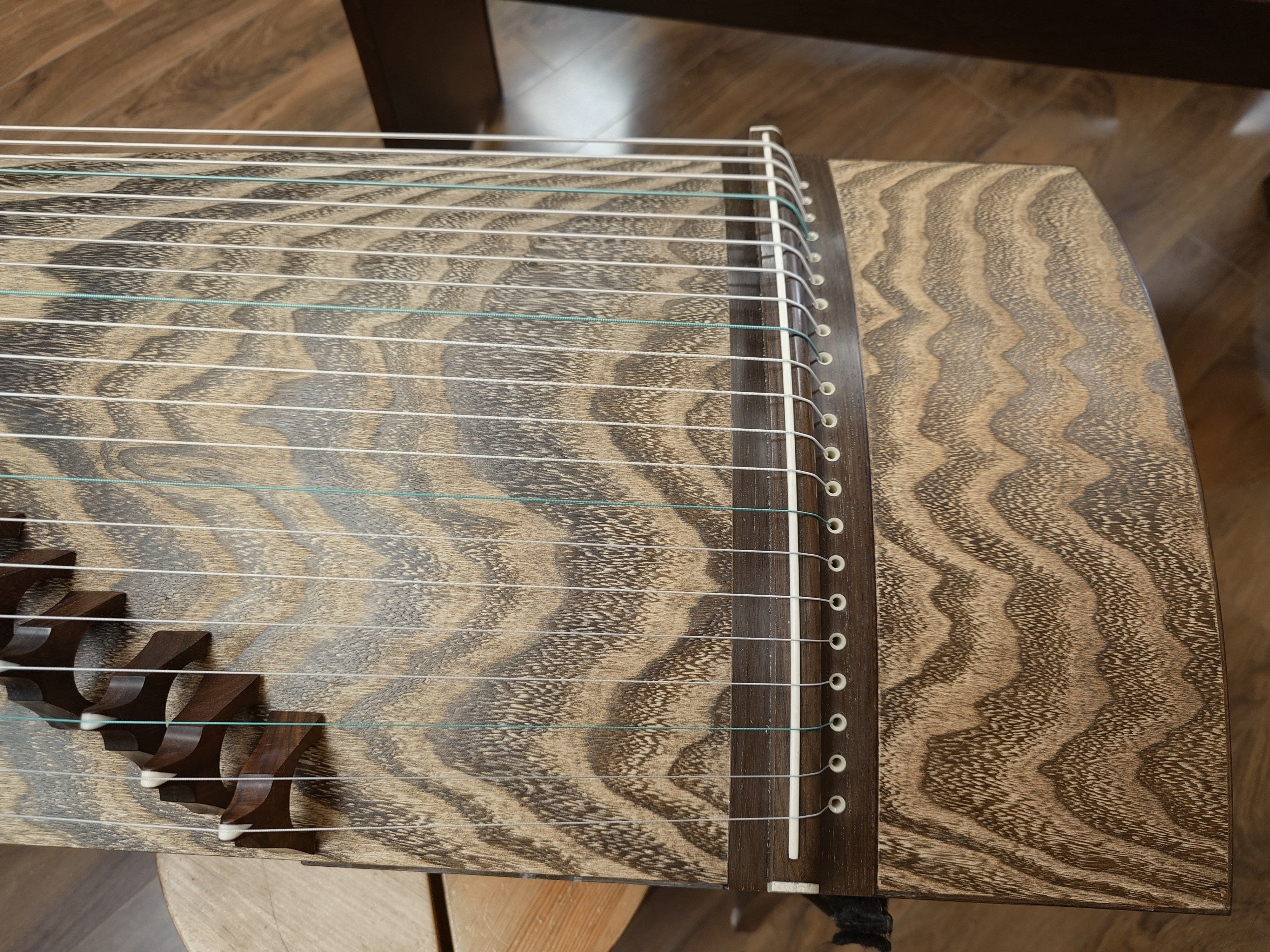 Mishimaya Collection 50-year old Paulownia Guzheng (Made in Japan