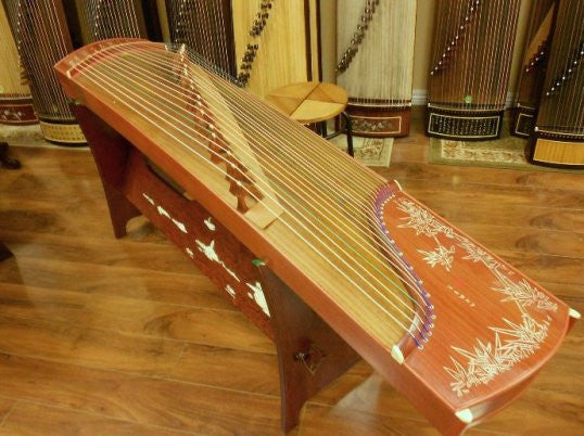 Dunhuang Rosewood Guzheng 689E "High Mountain Flowing Water"